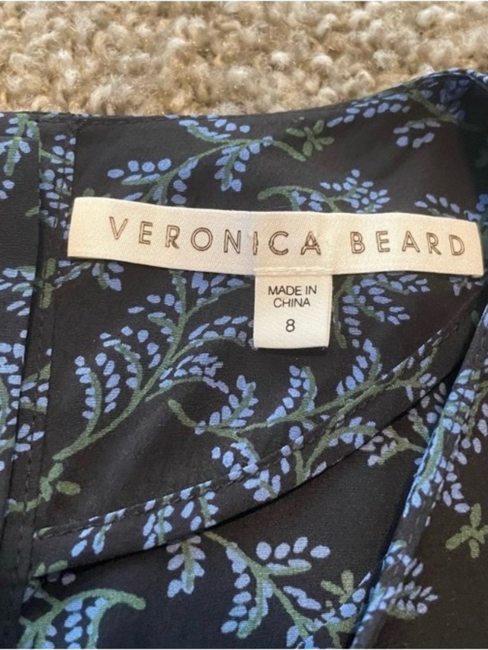 Veronica Beard Clarke Silk Puff Sleeve blouse 8 floral buttons - Picture 4 of 12